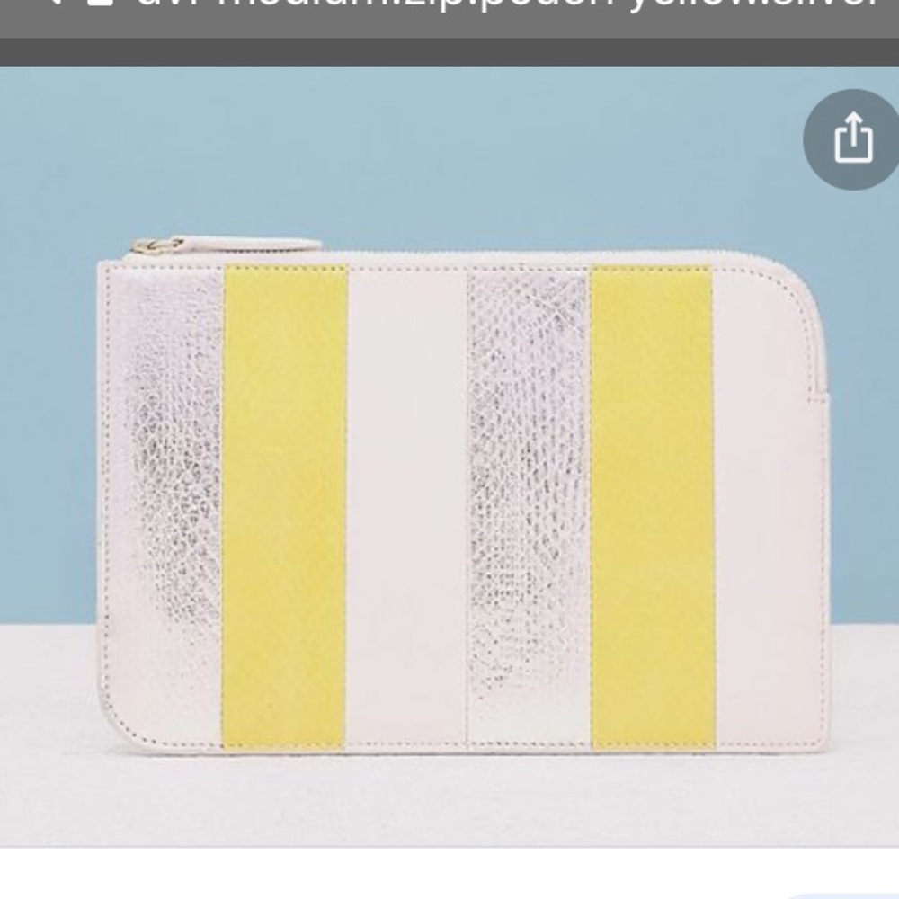 DVF clutch
